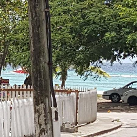 Worthing Beach Apartments Bridgetown Esterno foto