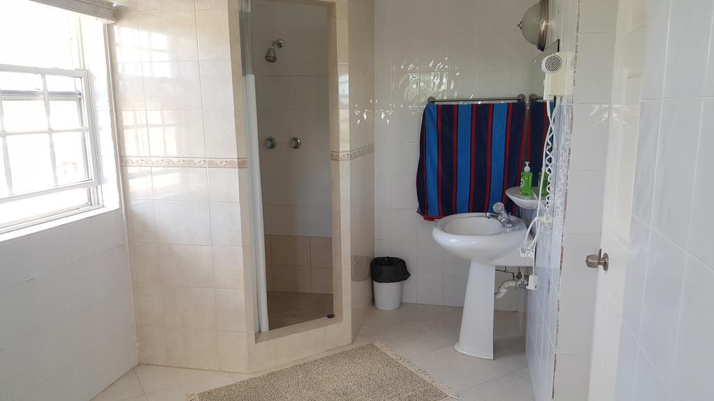 Worthing Beach Apartments Bridgetown Esterno foto