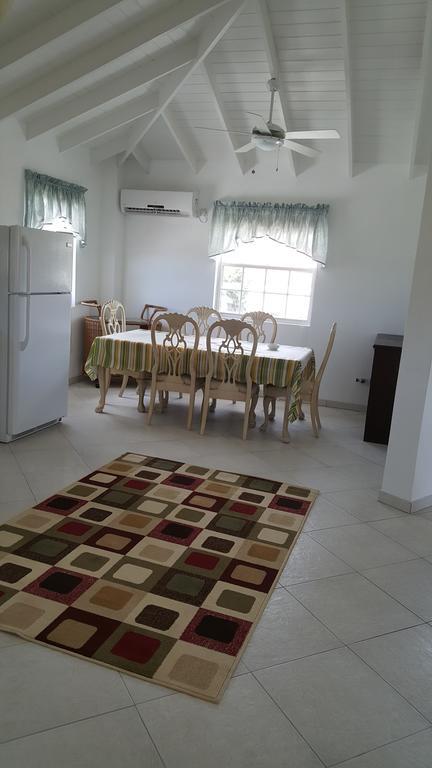 Worthing Beach Apartments Bridgetown Esterno foto